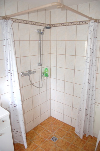 dusche fereinwohnung senftenberg